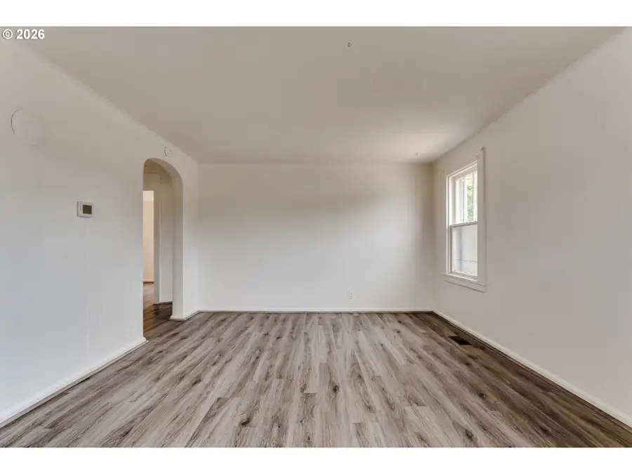 266 S 16th St, Cottage Grove, OR 97424 - #3