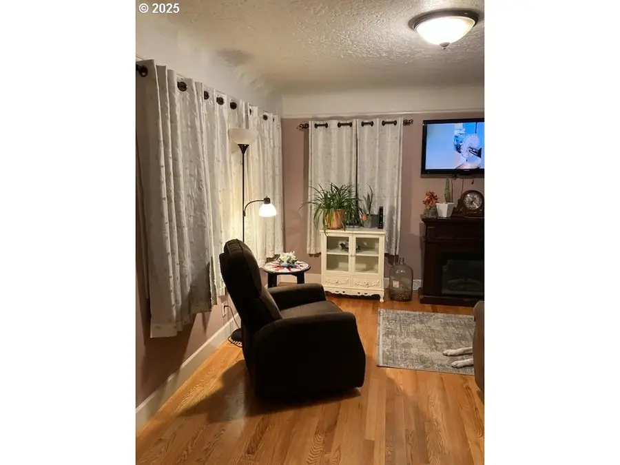 19145 Addie St, Gladstone, OR 97027 - Image #3