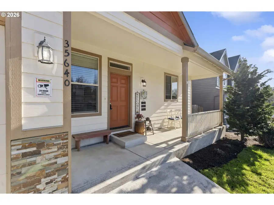 35640 Elk Meadows Dr, Saint Helens, OR 97051 - #3