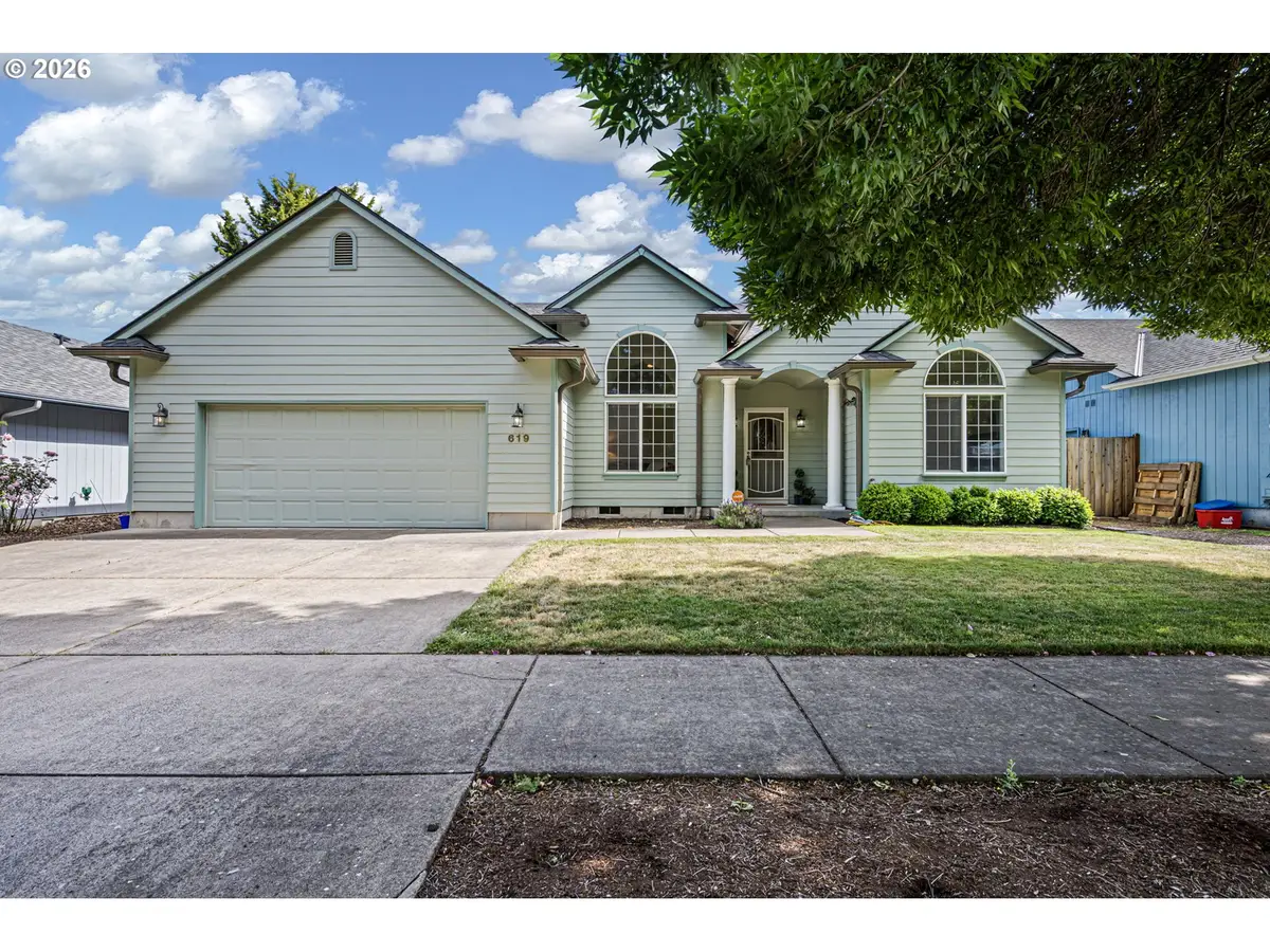 619 Driftwood Dr, Eugene, OR 97402 - #1