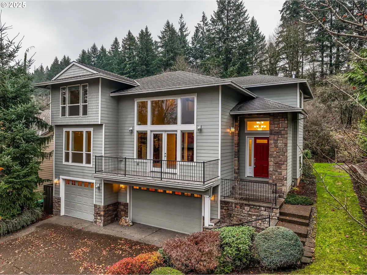 11579 SE Rimrock Dr, Happy Valley, OR 97086 - Image #1