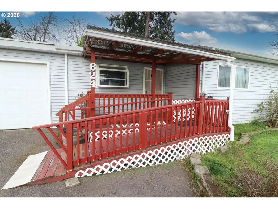 624 Tinamou Ln, Springfield, OR 97477 - #2
