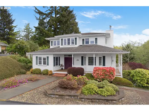 3636 Ocean View Dr, Florence, OR 97439