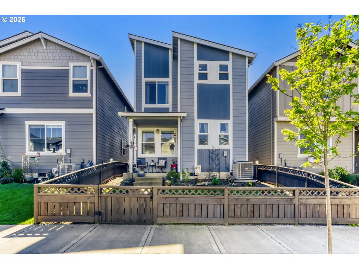 1998 NW Wessex St, McMinnville, OR 97128 - #1
