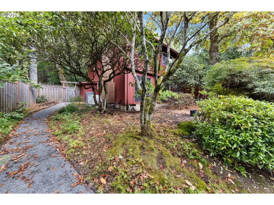 35 Da Vinci St, Lake Oswego, OR 97035 - #3