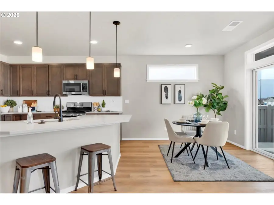 5204 Holly, Springfield, OR 97478 - #2