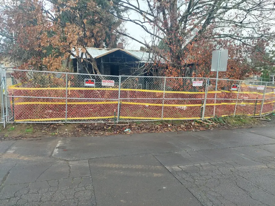 3015 SE 87th Ave, Portland, OR 97266 - Image #3