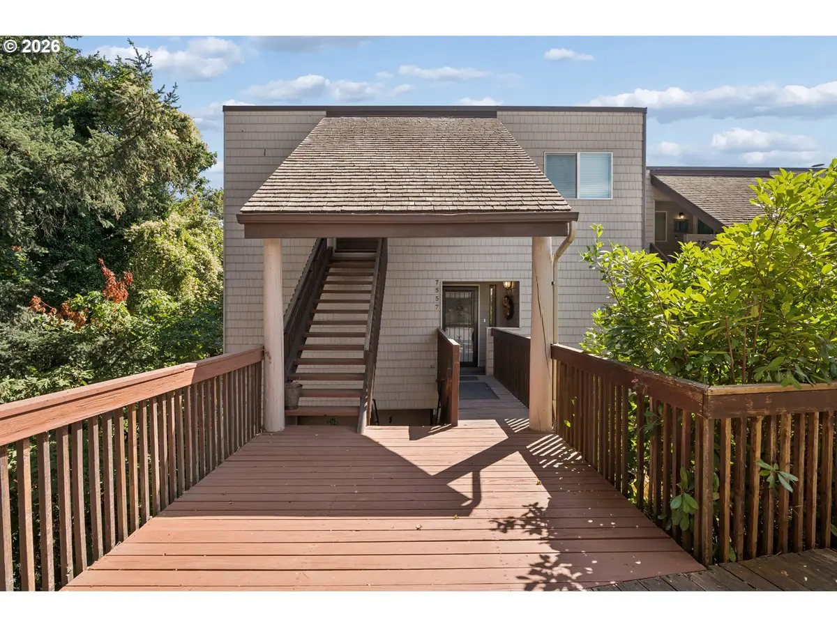 7557 N Edgewater Ave, Portland, OR 97203 - #1