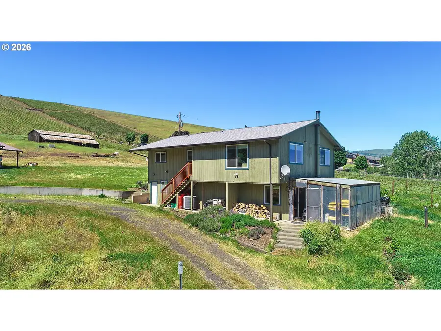 5073 Chenoweth Rd, Chenoweth, OR 97058 - #2