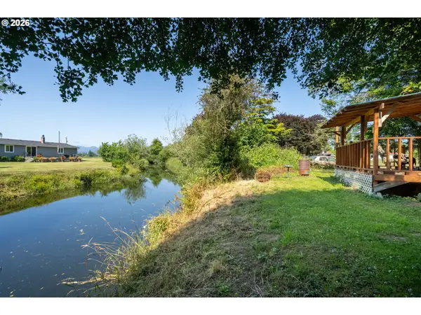 5860 Blaser Ln, Tillamook, OR 97141