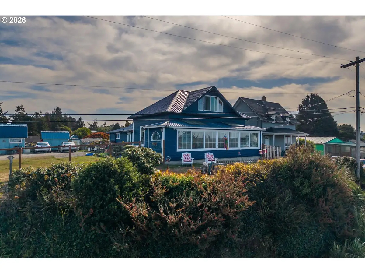 333 N Empire Blvd, Coos Bay, OR 97420 - #1