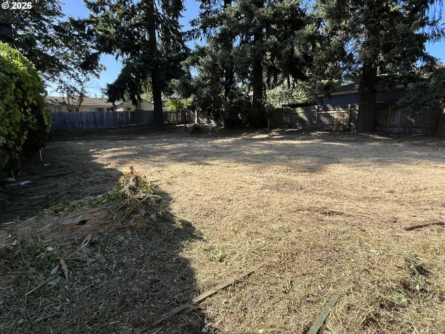 531 Riverview Dr, Salem, OR 97304 - #2