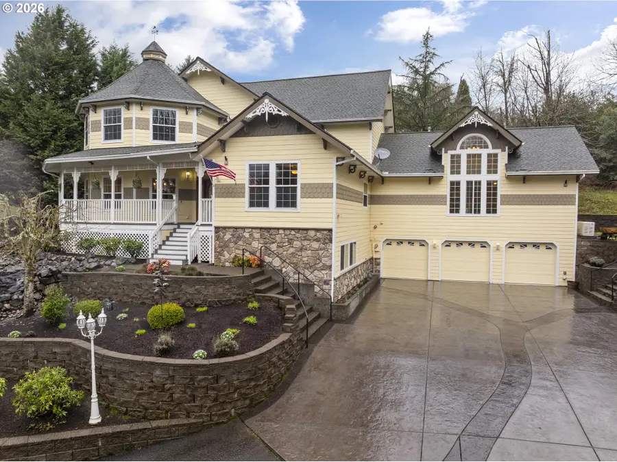 1407 SW Walters Dr, Gresham, OR 97080 - #2