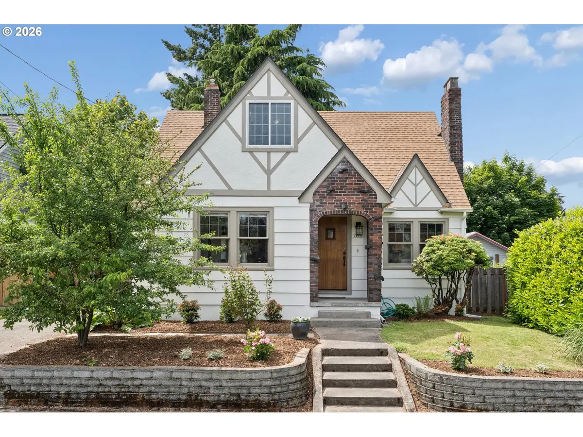7215 N Denver Ave, Portland, OR 97217 - #1
