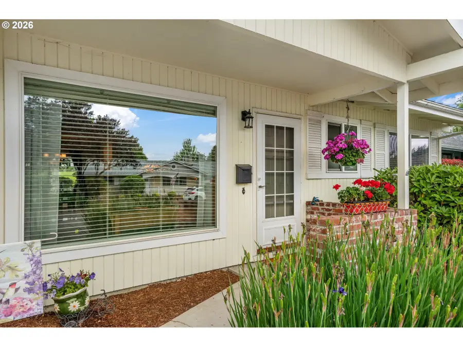 15935 SW Royalty Pkwy, King City, OR 97224 - #2