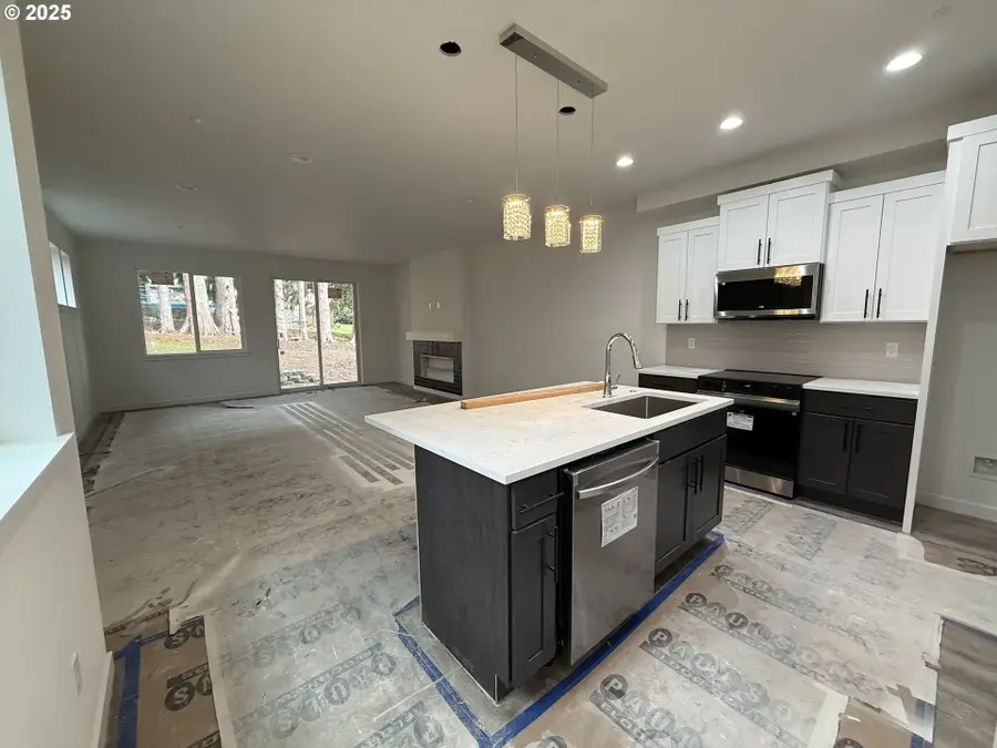 272 NW Mawrcrest Ave, Gresham, OR 97030 - Image #3