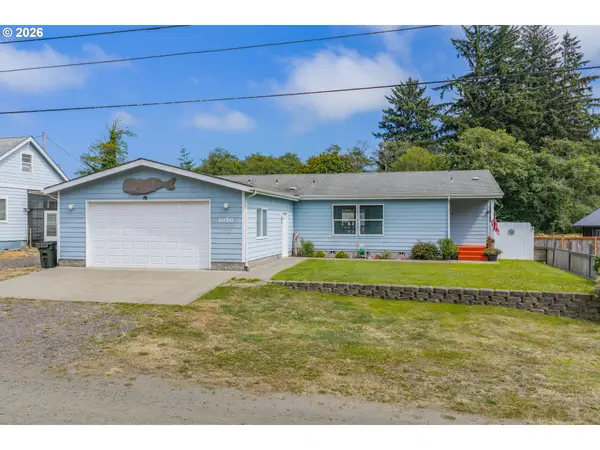 1050 Broadway Ave, WinchesterBay, OR 97467