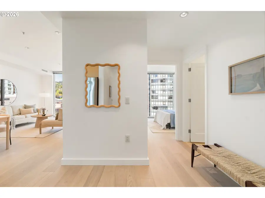 841 S Gaines St #816, Portland, OR 97239 - #2