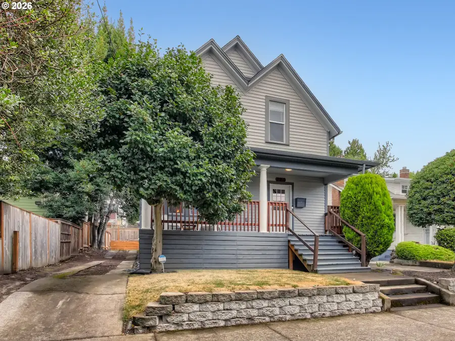 121 NE Knott St, Portland, OR 97212 - #2