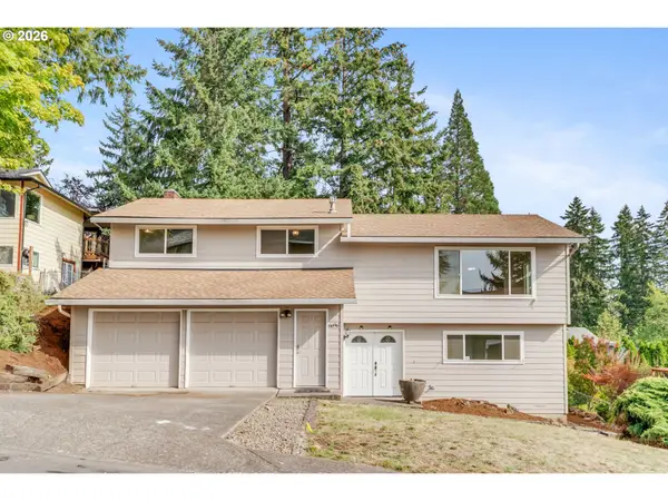 6696 Partridge Cir, Gladstone, OR 97027