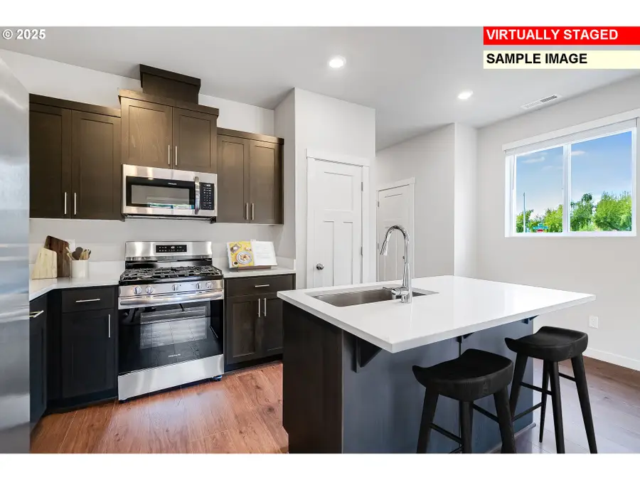 4015 SW Mckinley St, Gresham, OR 97080 - Image #2