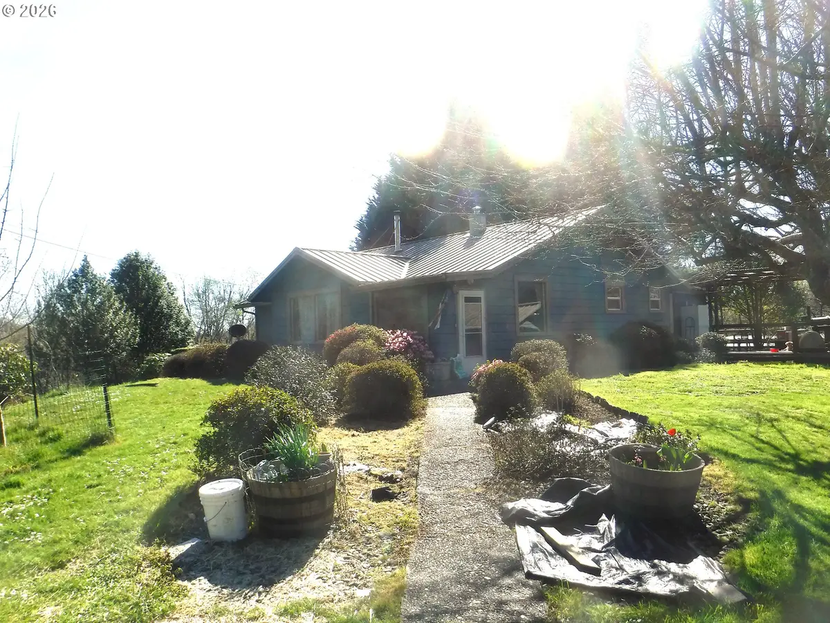 56710 Dillard Dr, Coquille, OR 97423 - #1