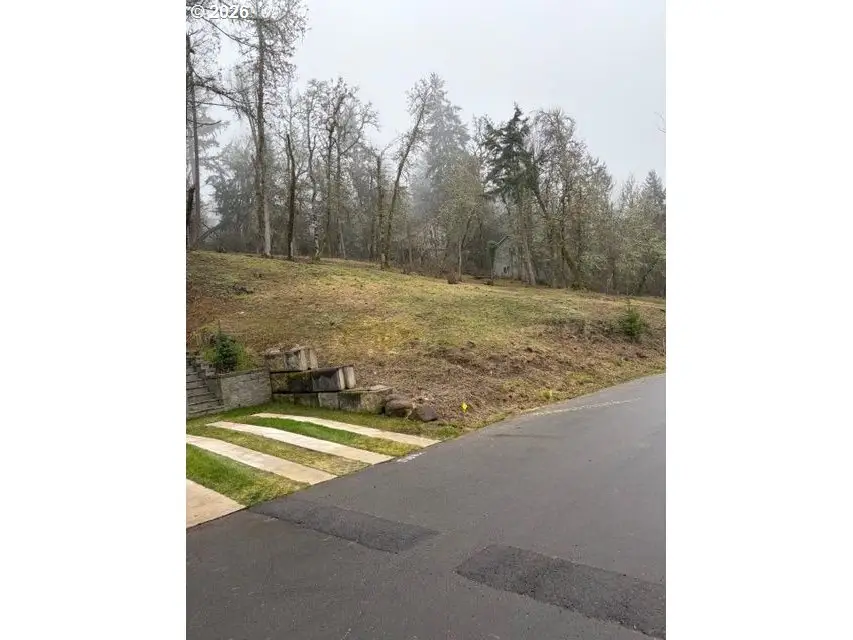 3586 Colony Oaks Dr #5, Eugene, OR 97405 - Image #2