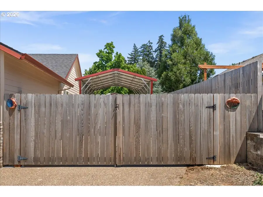 20014 Augusta Dr, Oregon City, OR 97045 - #3
