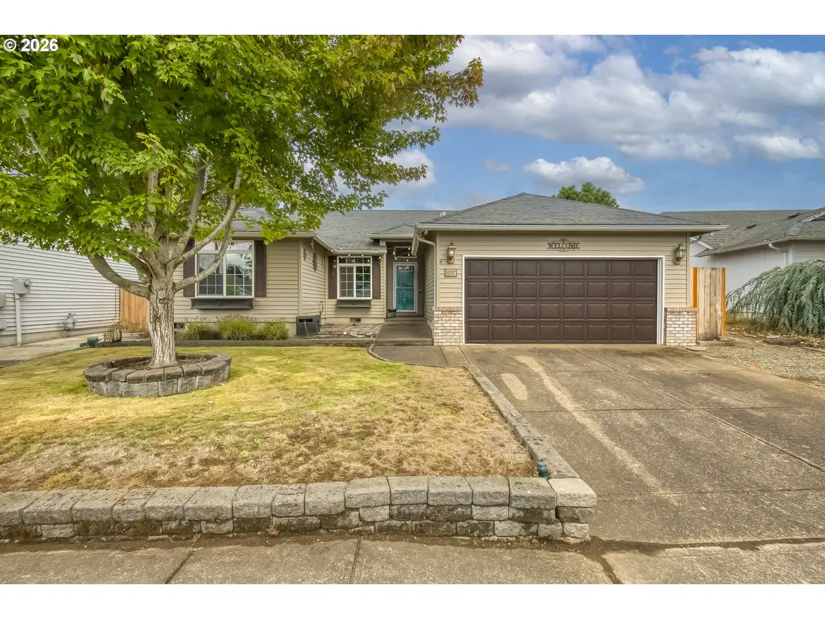 1057 Mt View Ln, Molalla, OR 97038 - #1