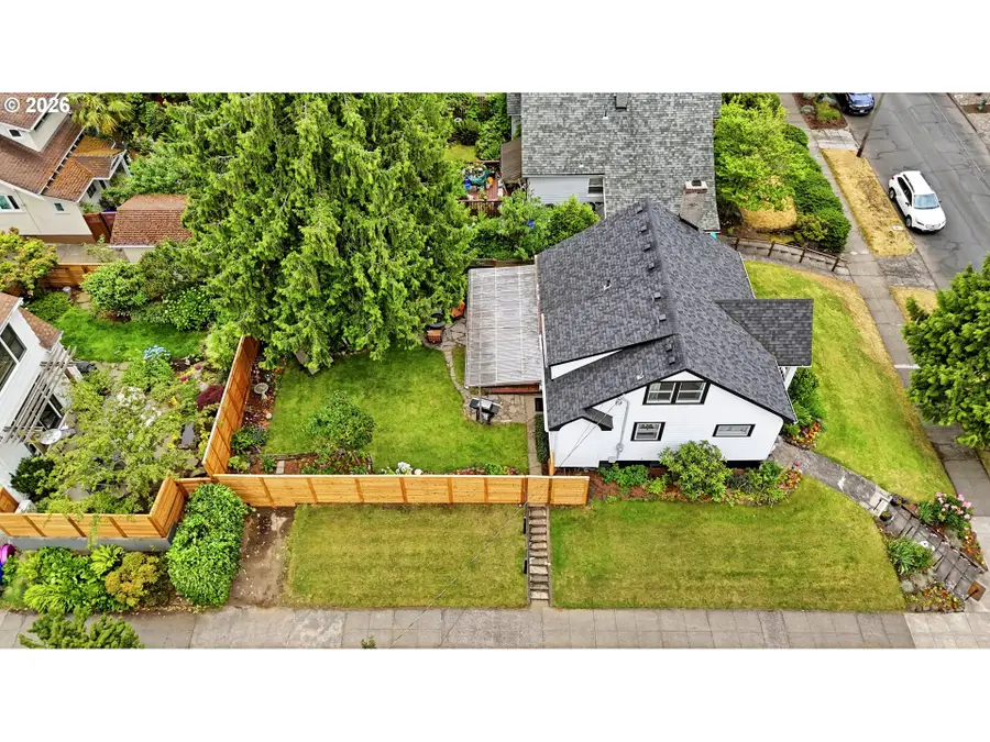 3242 NE 43rd Ave, Portland, OR 97213 - #3