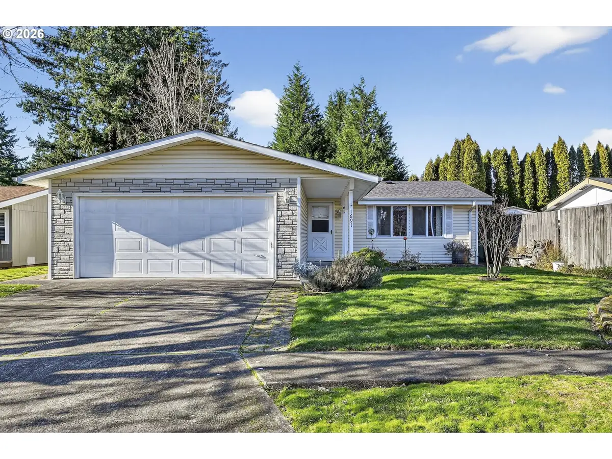 1691 SE Cedar Creek Pl, Gresham, OR 97080 - Image #1