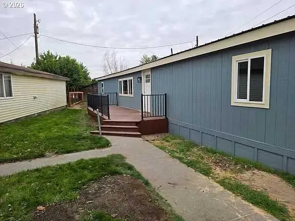 693 S Main St, Stanfield, OR 97875 - #2