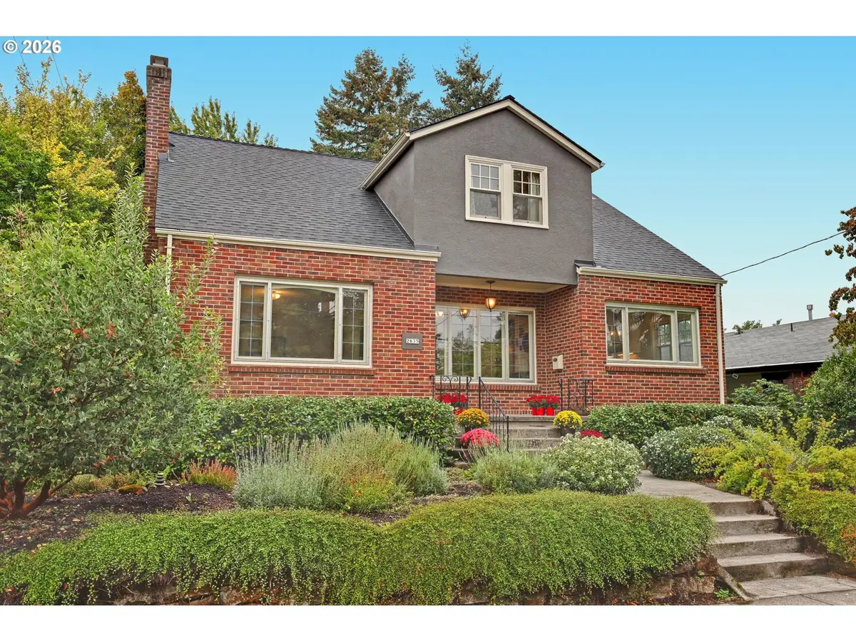 2635 SE 14th Ave, Portland, OR 97202 - Image #1