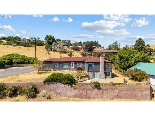 875 W 1st St, Arlington, OR 97812 - #1