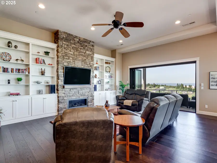 2009 NW Klickitat St, Camas, WA 98607 - #3