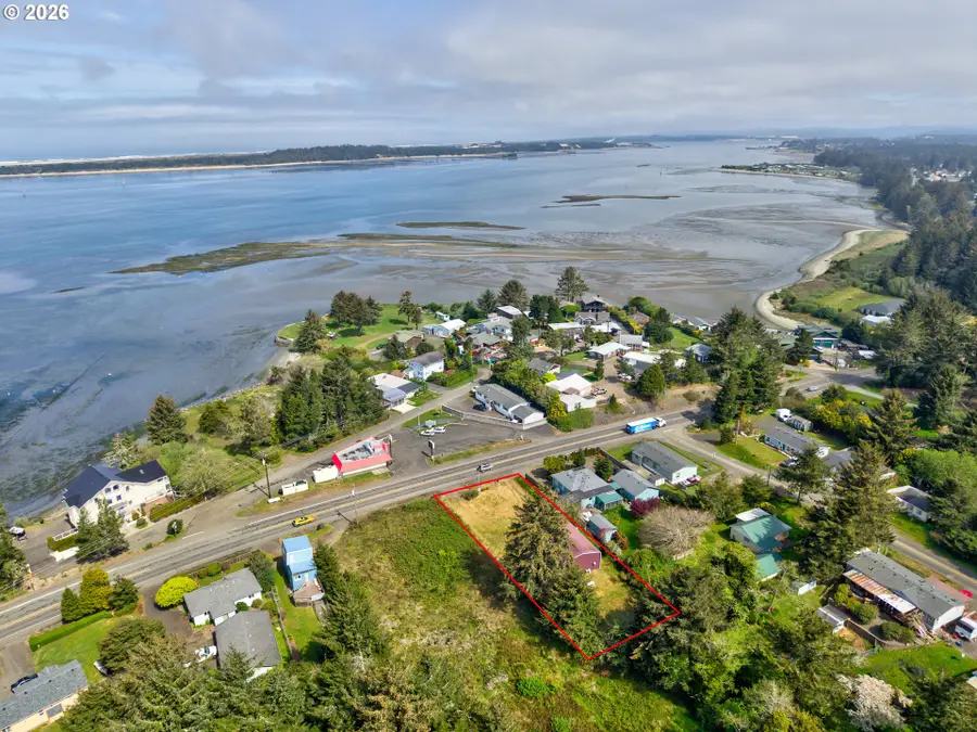 91762 Cape Arago Hwy, Barview, OR 97420 - #3