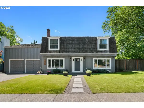 15784 NW Overton Dr, Beaverton, OR 97006