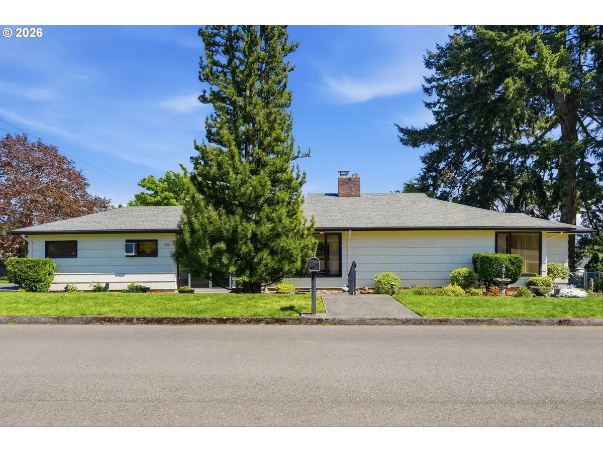 2010 NE Adams St, Camas, WA 98607 - #1