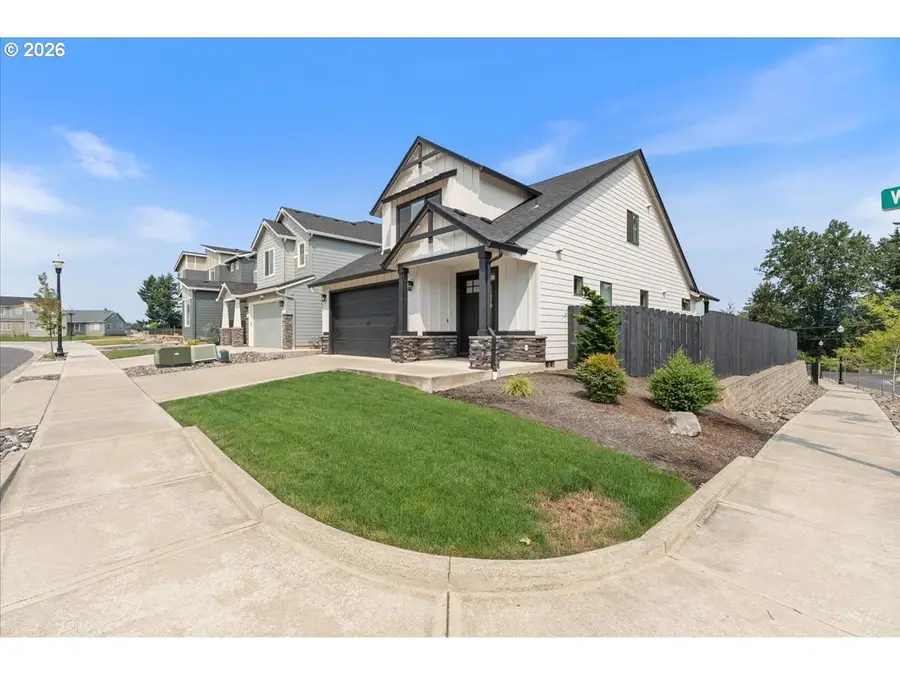 331 W Maple St, Washougal, WA 98671 - #3