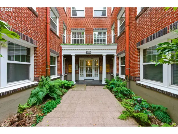 1509 NE 10th Ave #304, Portland, OR 97232