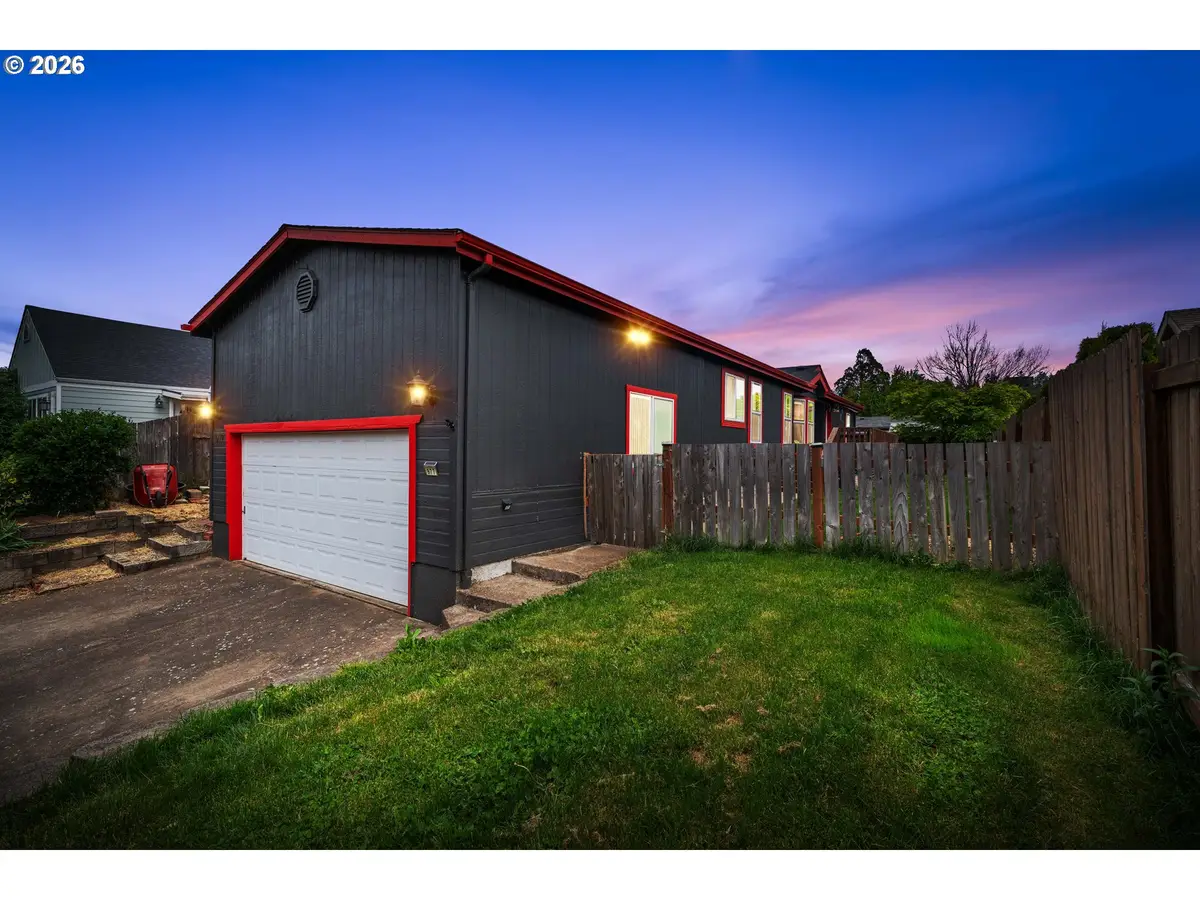 977 Island St, Springfield, OR 97477 - #1