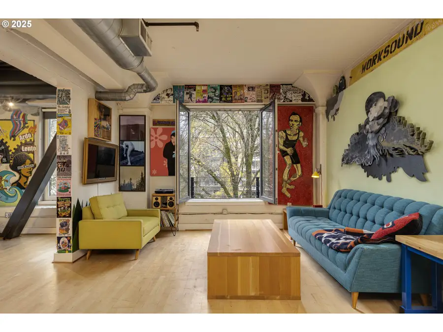 300 NW 8th Ave #401, Portland, OR 97209 - Image #3