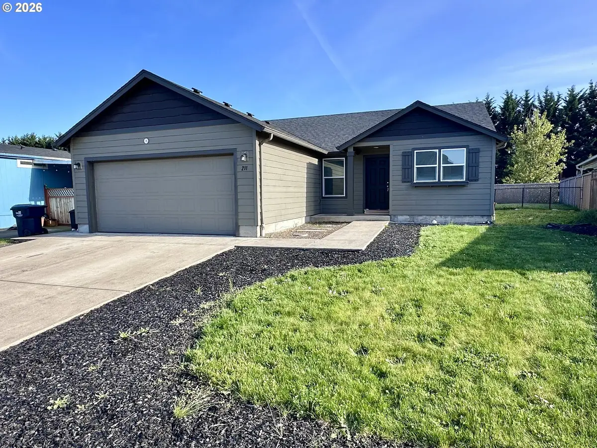 211 Lacasa St, Eugene, OR 97402 - #1