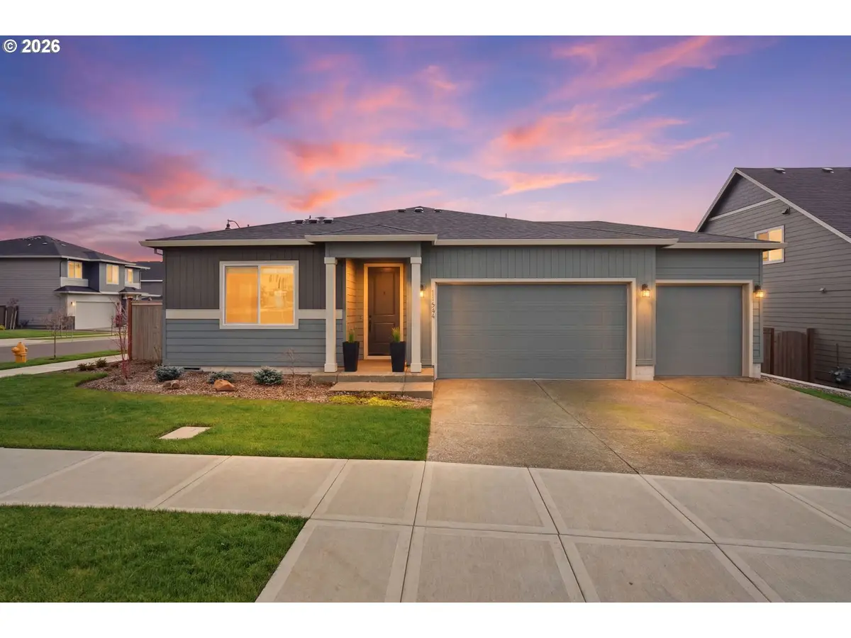 11664 SE Crown Point Way, Happy Valley, OR 97086 - #1