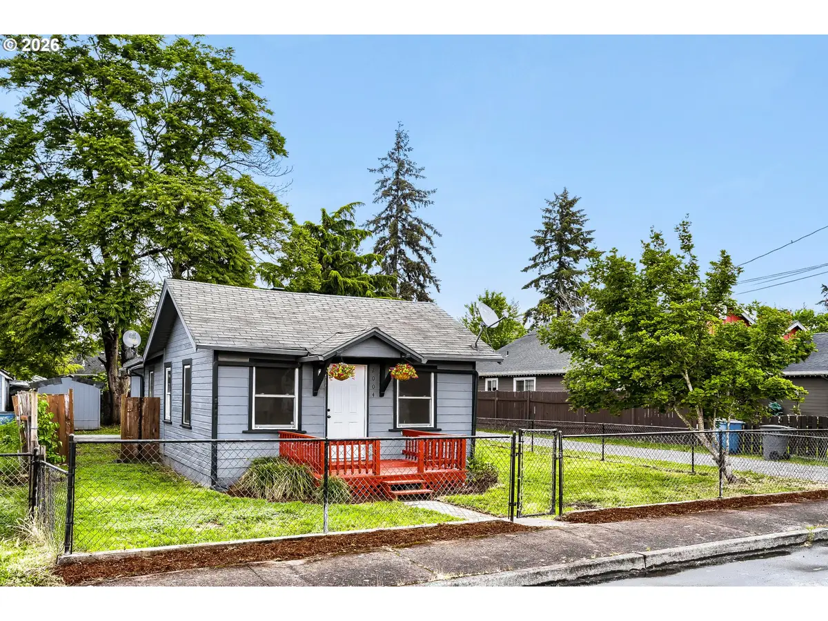 2004 E 30th St, Vancouver, WA 98663 - #1