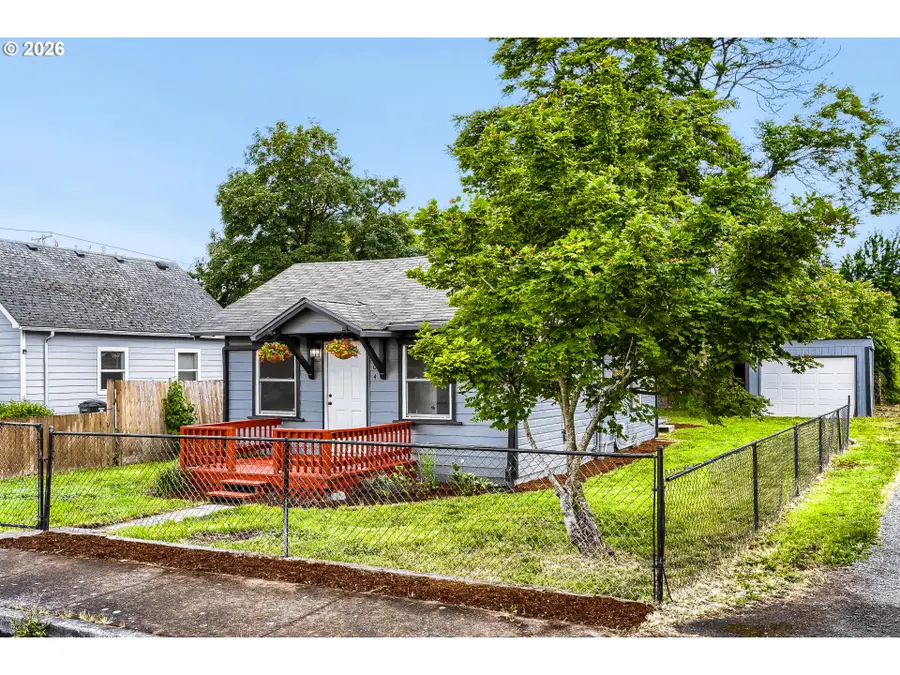 2004 E 30th St, Vancouver, WA 98663 - #3