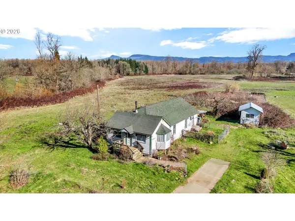 1125 E Beacon Dr, Eugene, OR 97404