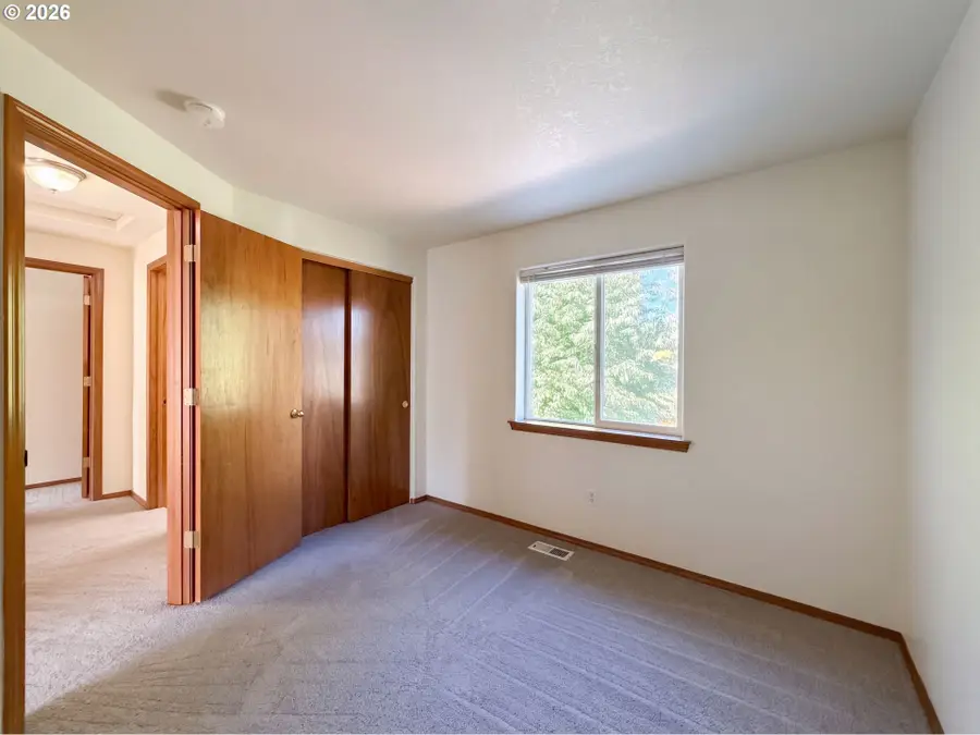17475 SW Eirwen St, Beaverton, OR 97003 - #3