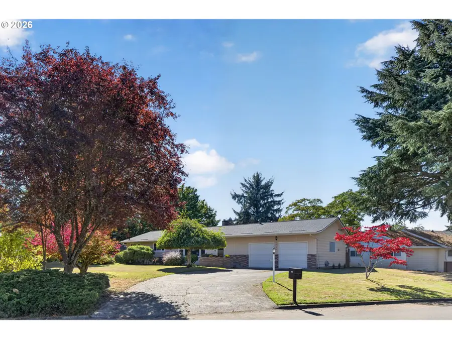 10690 SW Fairhaven St, Portland, OR 97223 - #2
