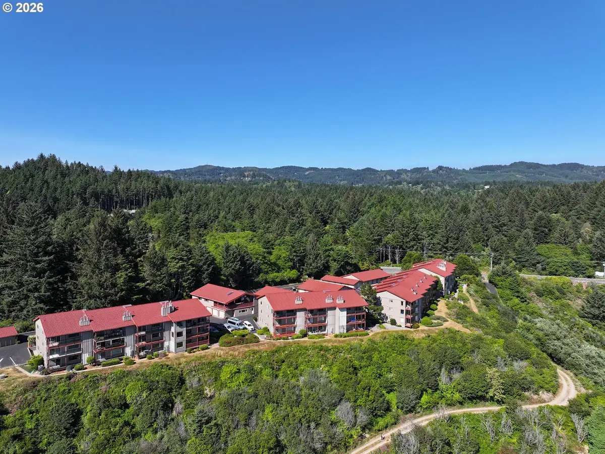 17744 Highway 101, Brookings, OR 97415 - #1